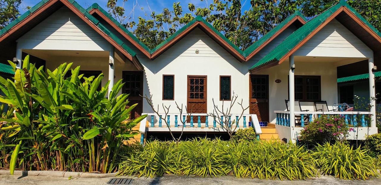 Surin House Villa Buitenkant foto